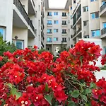 The Center Residence